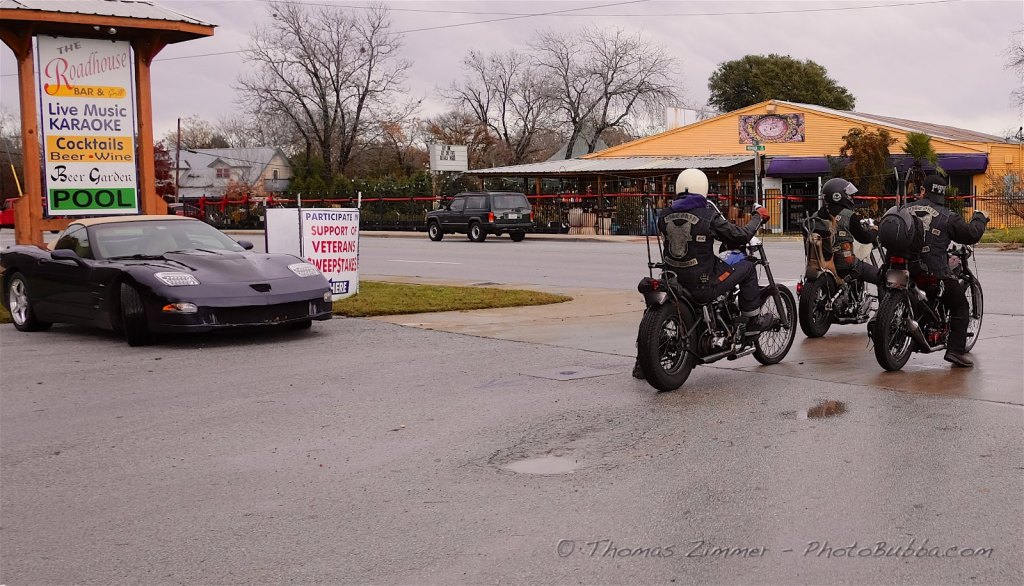 ToyRunnerz Toy Run at the Roadhouse in Round Rock