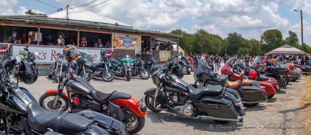 Bandidos MC School Supplies Drive in San Marcos at Jack’s&nbsp;Roadhouse